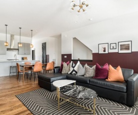 Monroe Unit 9 - Impressive 4BR Condo in Heart of Nashville
