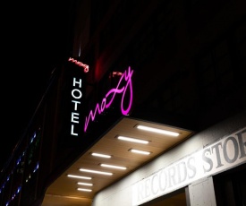 Moxy Nashville Downtown