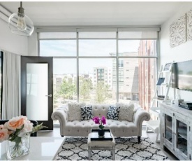 Soak up the Opulent Feel of a Lavish Monochrome Abode