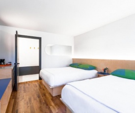 The Iris Motel