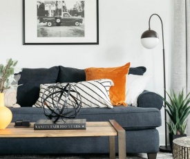 Two Homes in Music City with 16 Beds Near Downtown