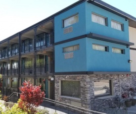 Airport Waterfront Inn