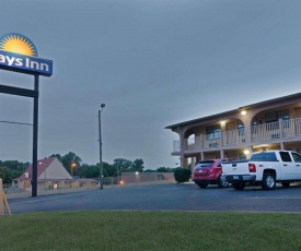 Days Inn by Wyndham Downtown-Nashville West Trinity Lane