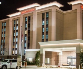 Hampton Inn & Suites Nashville-Airport