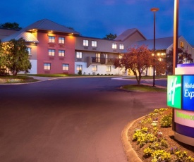 Holiday Inn Express Nashville Airport, an IHG Hotel