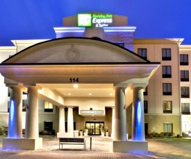 Holiday Inn Express & Suites Oak Ridge, an IHG Hotel