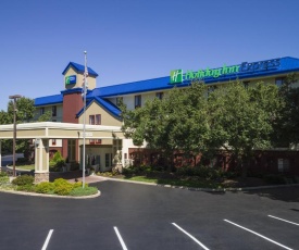 Holiday Inn Express Frazer - Malvern, an IHG Hotel