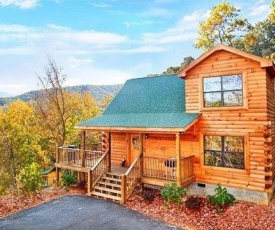 Caught Ya Peek'n Cabin