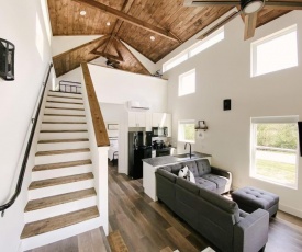 Modern Smoky Mountain Tiny House