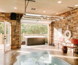 Mountain Splash -heated indoor pool, hot tub, arcade game room