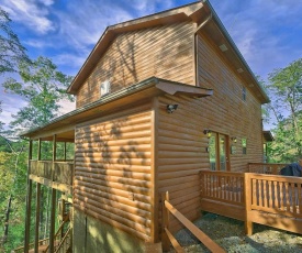 Private Paradise #2810 by Aunt Bug's Cabin Rentals