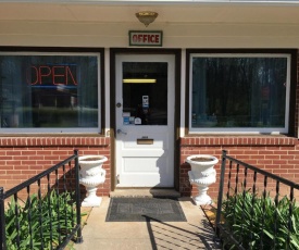 Red Carpet Inn - Gettysburg