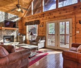 Smoky Mtn Retreat with Hot Tub Less Than 2 Mi to Pigeon Forge
