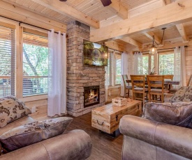Pure Indulgence, 2 Bedrooms, Hot Tub, Pool Access, Theater Room, Sleeps 10