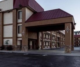 Red Roof Inn & Suites Pigeon Forge Parkway