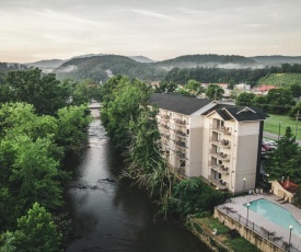 Twin Mountain Inn & Suites