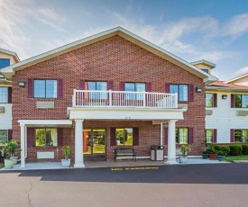 Econo Lodge Inn & Suites Ripley