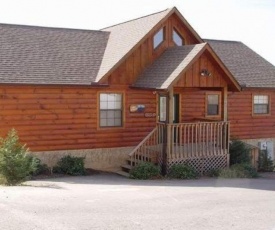 1592 Bears Den Way Cabin