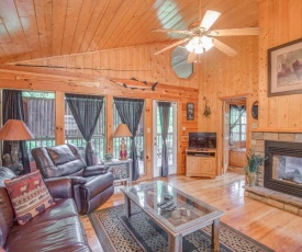 Bear Escape, 1 Bedroom, Sleeps 4, Hot Tub, Pool Table, Jacuzzi Tub