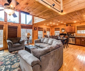 Bear Pause, 4 Bedrooms, Sleeps 10, Pool Table, WiFi, Hot Tub