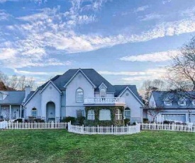 Bella Villa Tennessee Bed and Breakfast