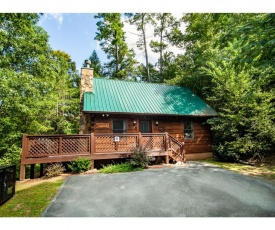 Cabin in the Woods with Hot Tub