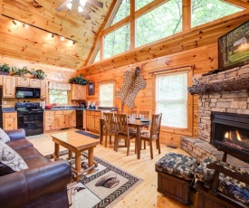 Cabin of Dreams, 3 BR, Water View, WiFi, Hot Tub, Pool Table, Sleep 8
