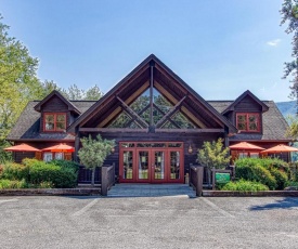 Cove Mountain Lodge cabin