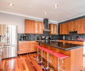 Riverfront Penthouse Suite in Midtown Harrisburg near Hershey