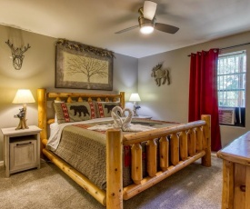 Fun & Games by HoneyBearCabins 2BR/1BA Sleeps 7