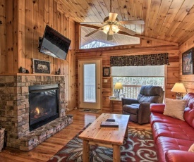 Hidden Springs Cabin with Hot Tub 2 Mi to Dollywood!