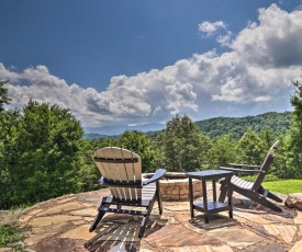 Lost In the Clouds Cabin with Private Pond and Views