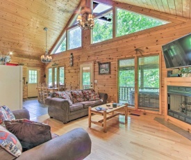 Mtn Cabin with Hot Tub and Deck 12 Mi to Pigeon Forge!