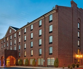 Holiday Inn Express Harrisburg East, an IHG Hotel