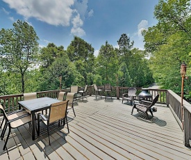 New Listing! Smoky Mountain Bungalow With Large Deck Cabin