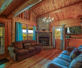 Rustic 4/2 Log Cabin with Lovely Views! Sleeps 8!