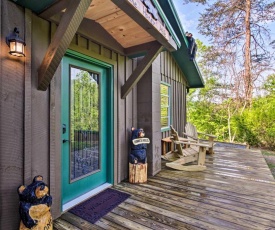 Secluded Cabin with Hot Tub, 3 Mi to Pigeon Forge!