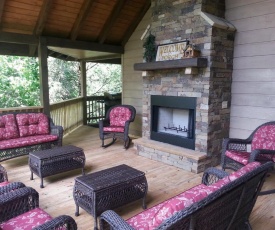 Smokies Edge Chalet