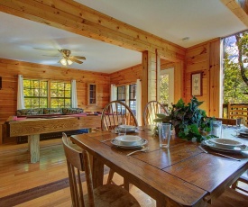 Spacious 3Bed/4Bath Cabin: Two Miles to Dollyworld!