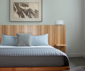 Ledges Hotel