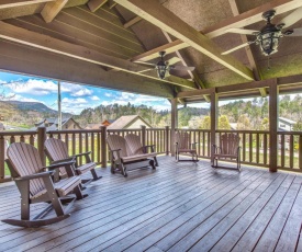 Waldens Creek Lodge, 4BRs, Hot Tub, Game Room, Wifi, Sleeps 12