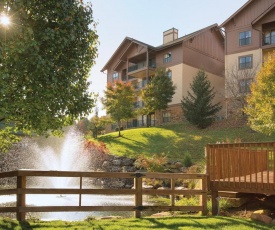 Warm and Beautifully Furnished One Bedroom Condo in Sevierville