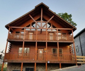 What A View - Free Daily Activities - Amazing Views - Theater - Game Room and Hot Tub