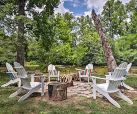 Outdoorsmens Paradise on River with Fire Pit!