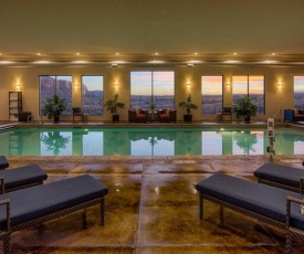 Desert Rose Resort & Cabins