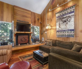 Condo Aspens 2B WiFi Wood Fireplace Private Deck Cable TV Propane Grill