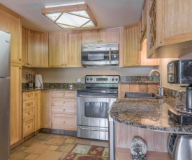 Condo Aspens 5B Fireplace Wifi Balcony Cable TV Community BBQ