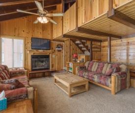 Condo Chalet 1A Fireplace View of Mountain Small Private Deck