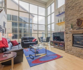 Condo Lofts 6C Fireplace Wifi Hot Tub Laundry Garage
