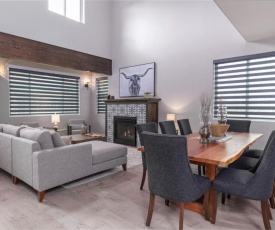 New Across from NavajoFireplace Laundry Garage WiFi Cable BBQ On Back Patio